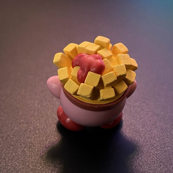 Kirby Fries and Ketchup PVC Figure Toy Figurine Foodie - Picture 3 of 3